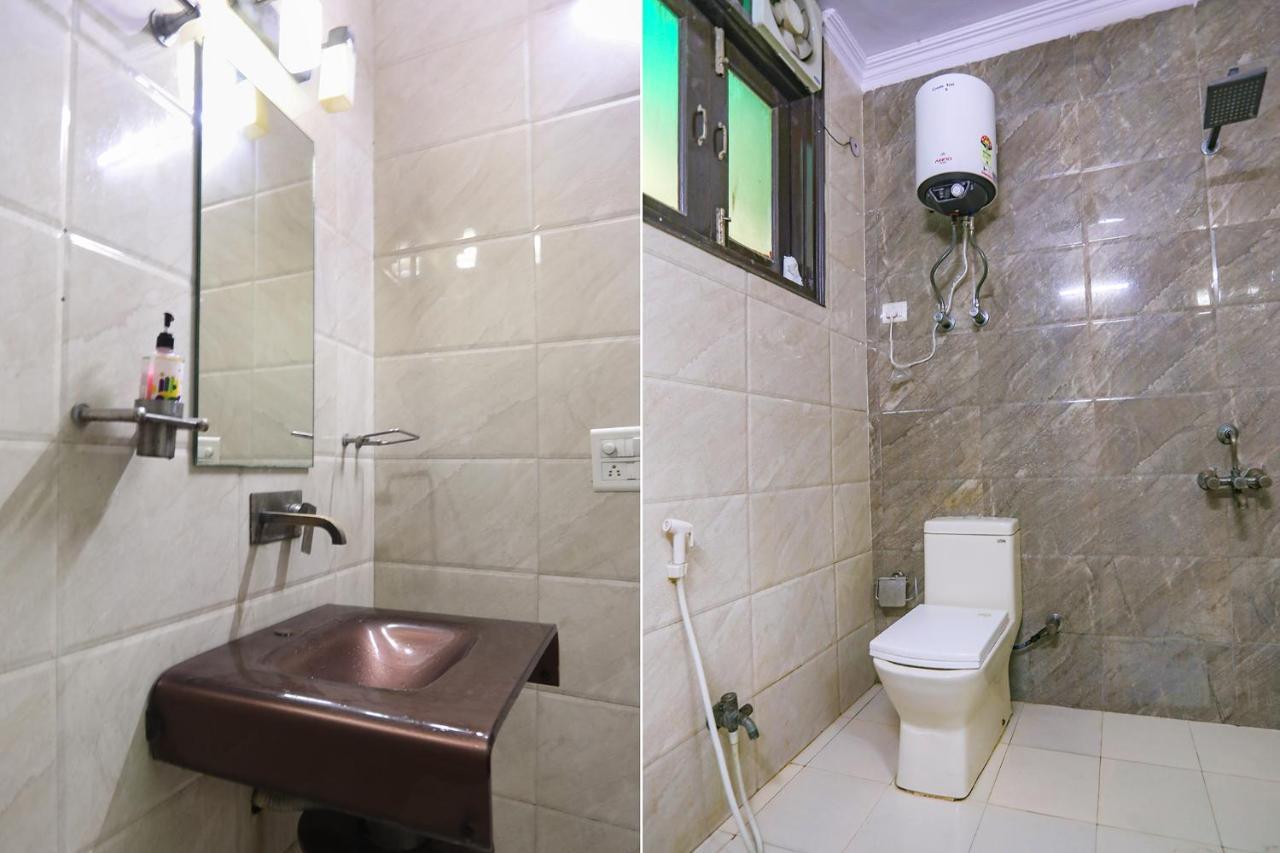 Fabexpress Hm Palace Hotell Noida Exteriör bild